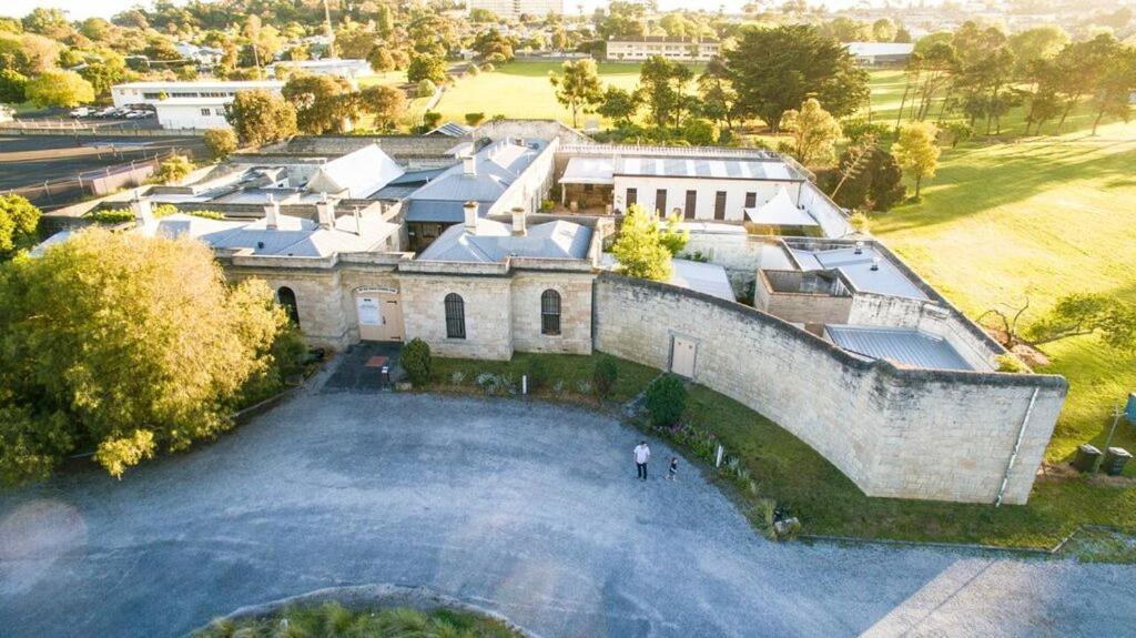 Hotel The Old Mount Gambier Gaol Exterior foto